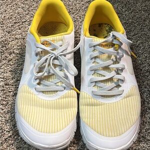Nike Livestrong white/yellow 8.5